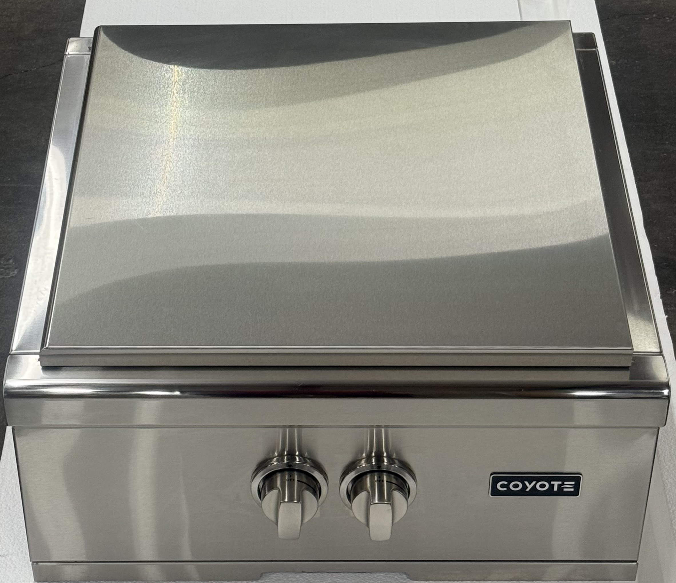 COYOTE 24 Inch Wide 60000 Btu Liquid Propane Power Burner C1PBLP