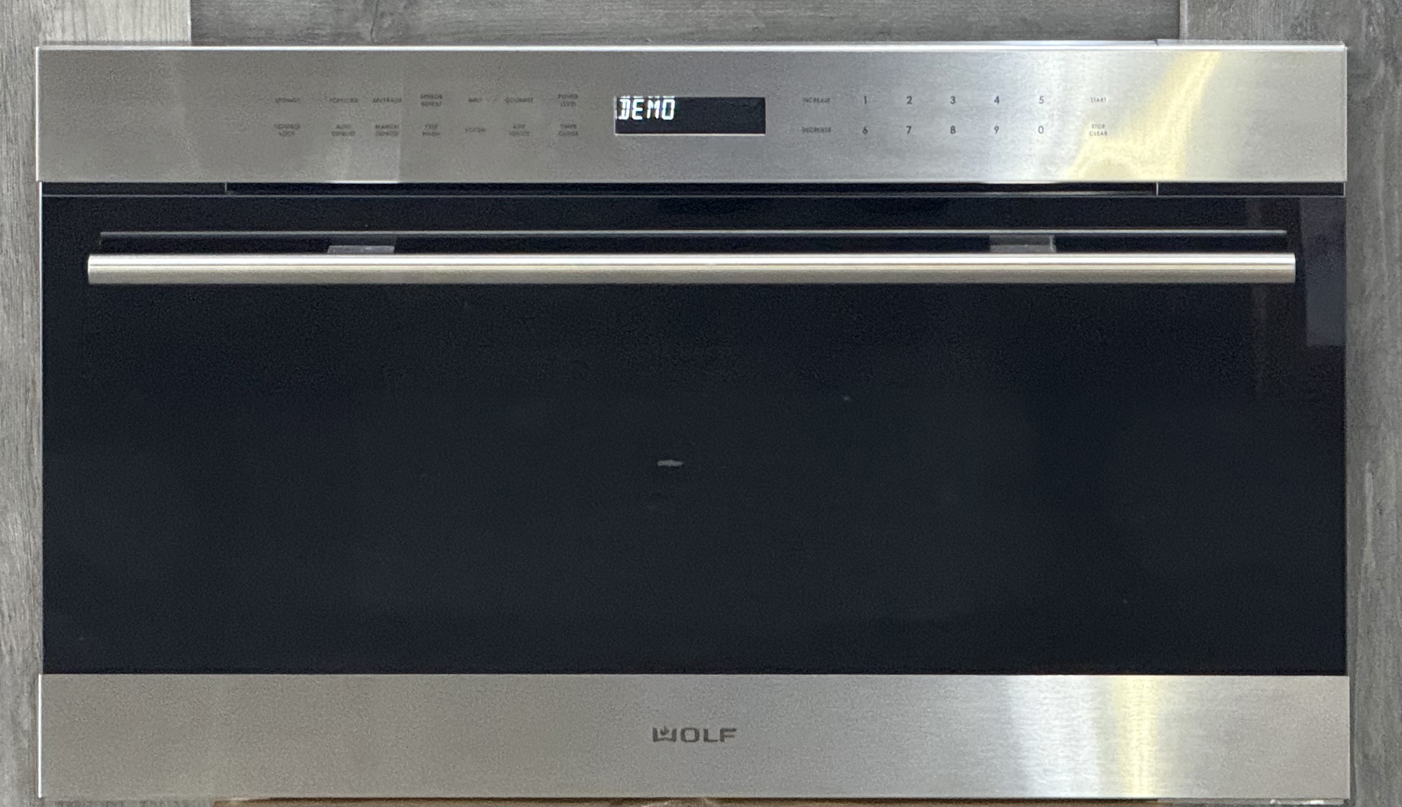 WOLF 30" Drop Down Door Microwave Oven 1.6 Cu. Ft. Stainless Steel MDD30TE/S/TH