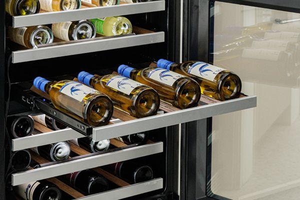 Full-extension wine racks