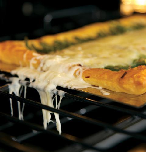 Self-clean, heavy-duty oven racks