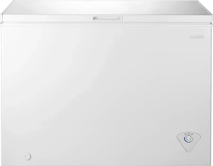 INSIGNIA 44" Garage Ready Chest Freezer White 10.2 Cu. Ft. NS-CZ10WH6