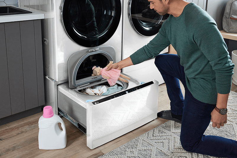 Meet Your Newest Laundry Ally-LG's Ingenious SideKick(R) Washer